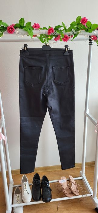 Spodnie czarne ASOS DENIM M