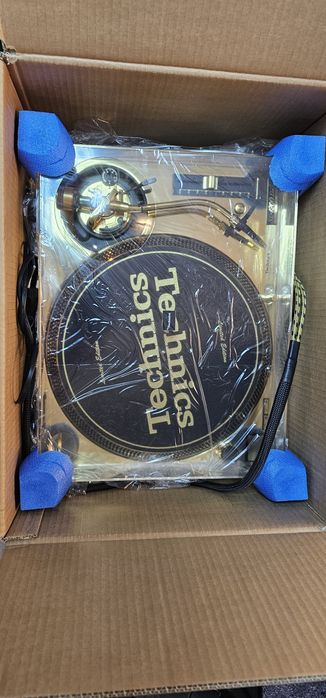 Technics SL-1200LTD Gold Varyturn - gramofon limitowany