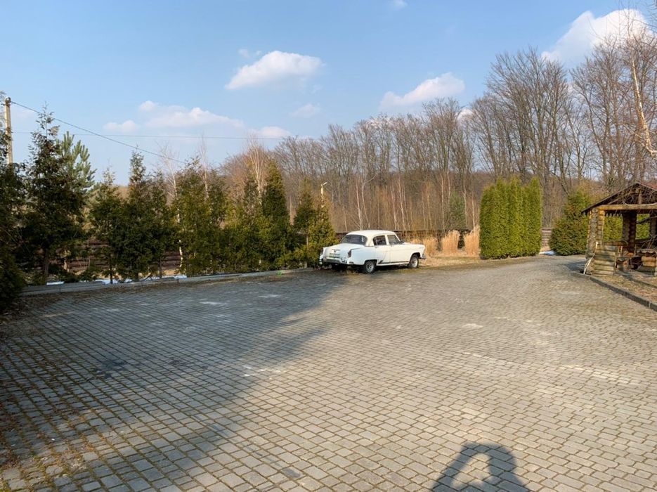 Продаж готельно-ресторанного комлексу в с.Деревач ( Стрийська траса )
