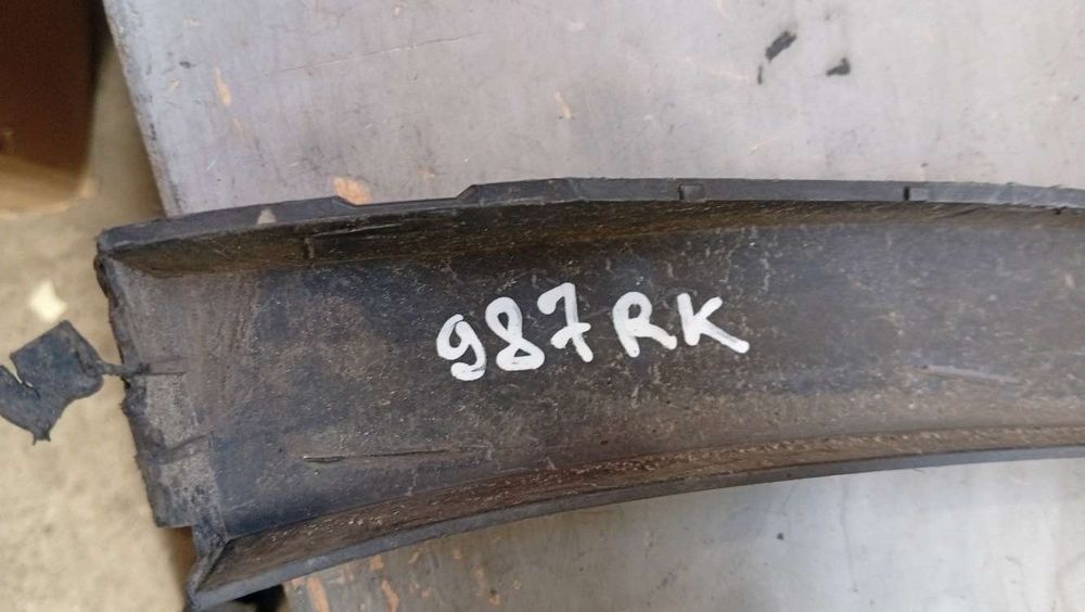 VAG Cayenne 3 17- Розширювач арки зад RH RK0987 9Y3854732HR