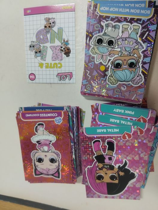 Cartas da Panini Lol Surprise