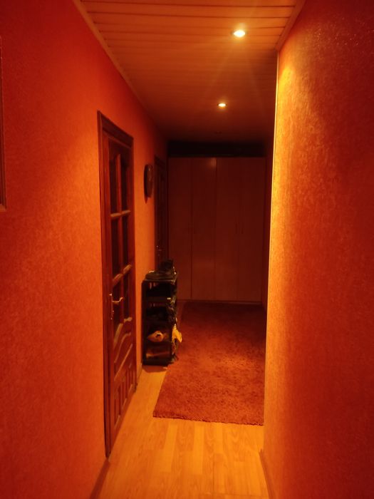 Здається окрема кімната у 3 кімнатній квартирі ,біля ТЦ Майдан