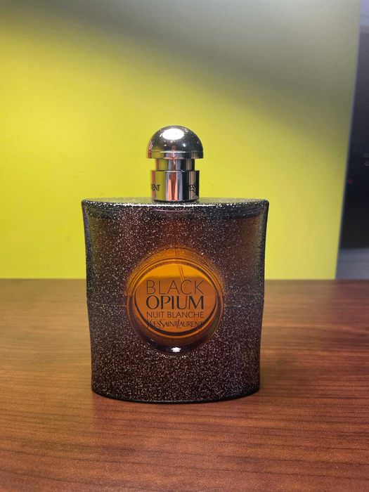 Black Opium Nuit Blanche Yves Saint Laurent - 90 mL
