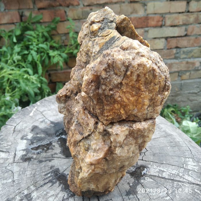 Камень для аквариума