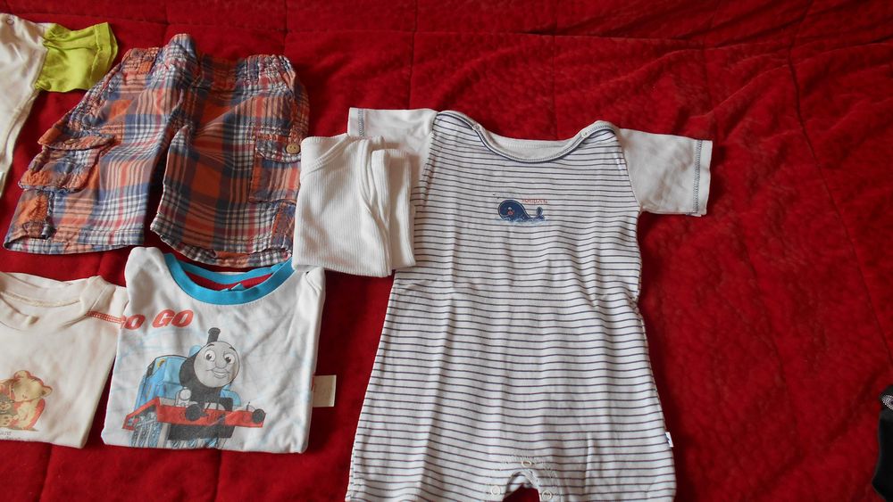 Krótkie spodenki i bluzki z krótkim rękawem rozm .86  92