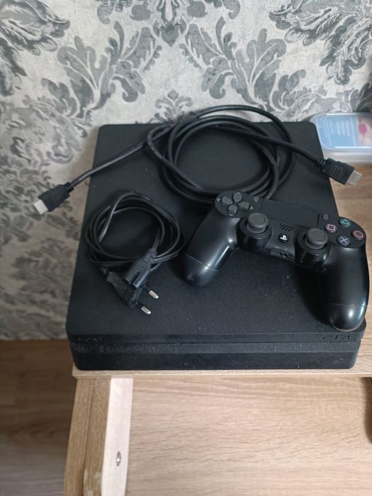 Sony playstation 4 slim 1tb