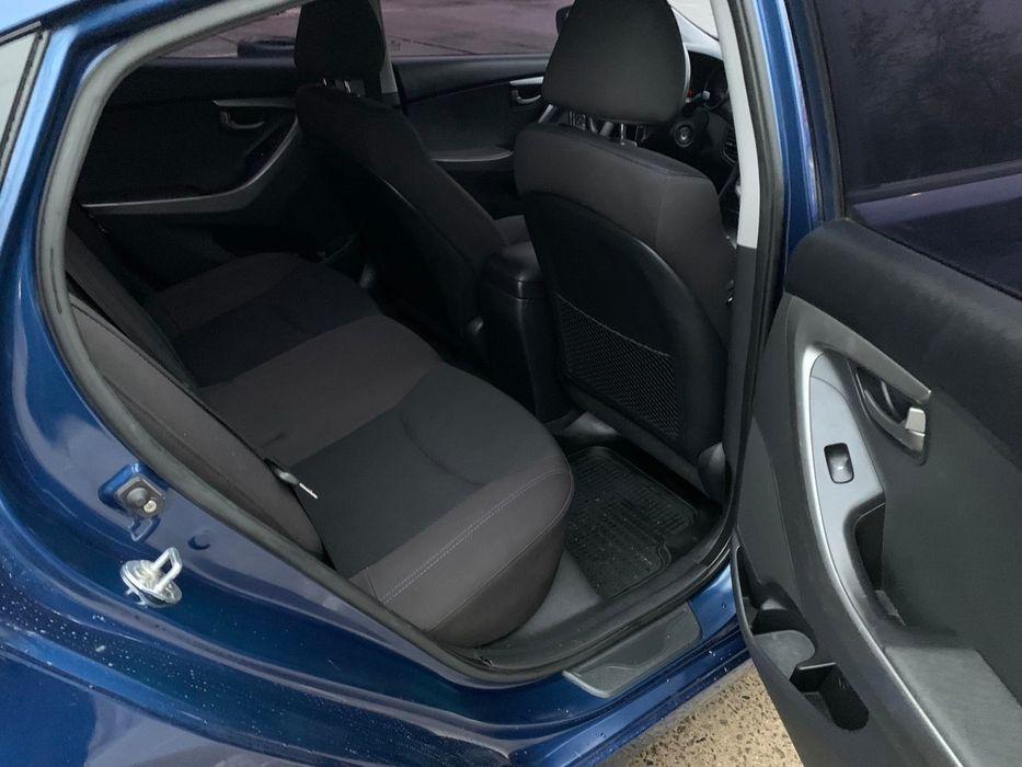 Hyundai Elantra  2013г.  ИДЕАЛ!
