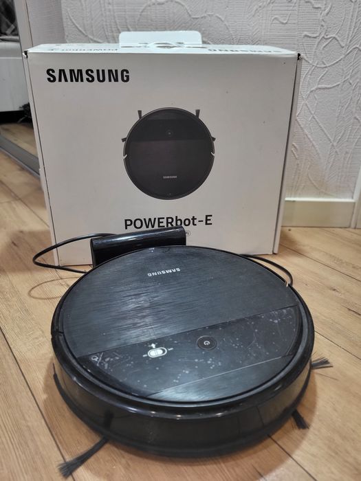 Пилосос Samsung робот
