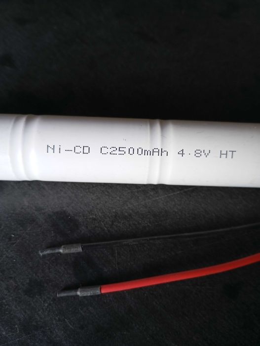 Bateria do zasilania awaryjnego, Pakiet aku Ni-Cd C 2500 mAh 4,8 V HT