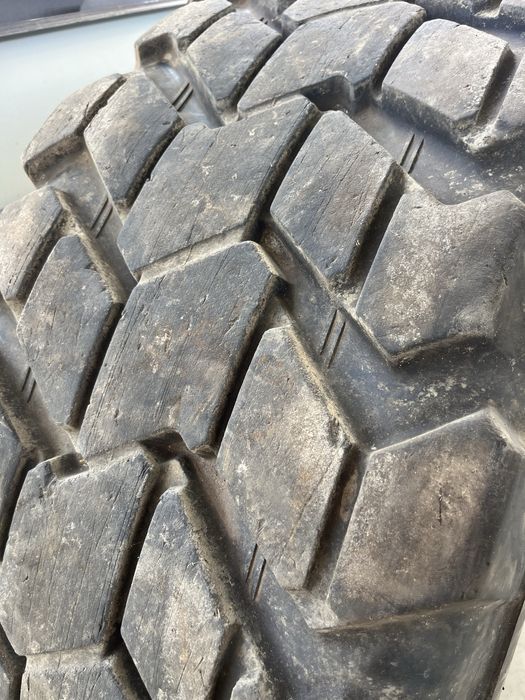 Opona 18.4-26 ind CAMSO BHL 753