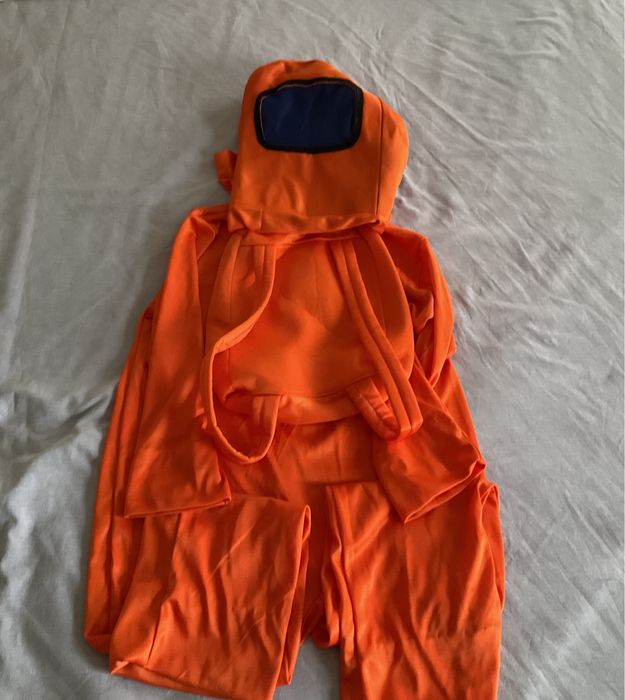 Disfarce Among us  para Halloween ou Carnaval tamamho 6