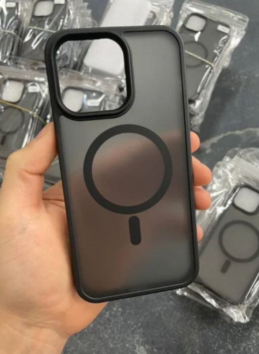 Чехол для iPhone 15 Plus Black Matte with MagSafe MagSafe беспроводне