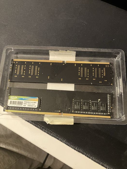 Ram 2 kostki po 4GB DDR4