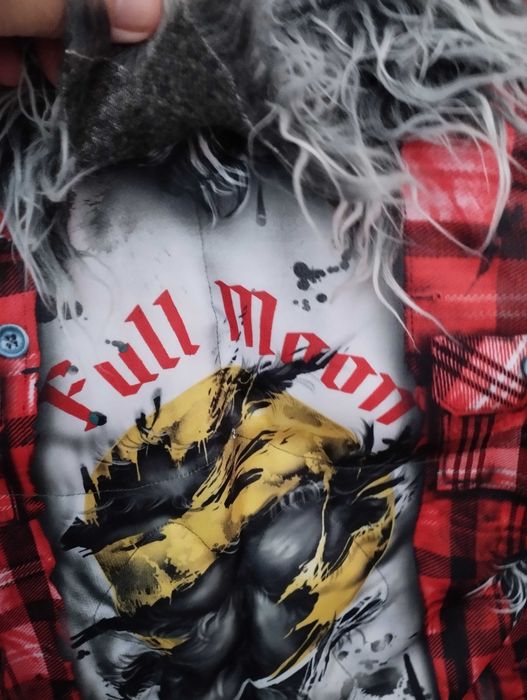 Костюм вовка вовкулаки перевертня об'ємні м'язи  7-8 років з маскою