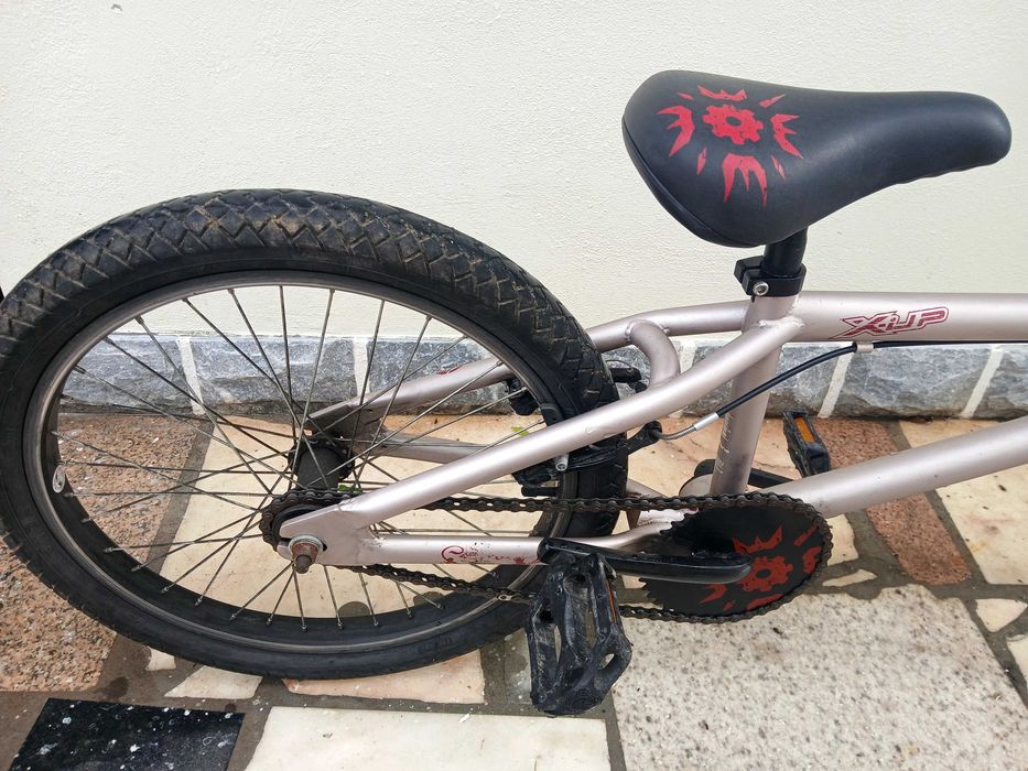 Bicicleta BMX btwin