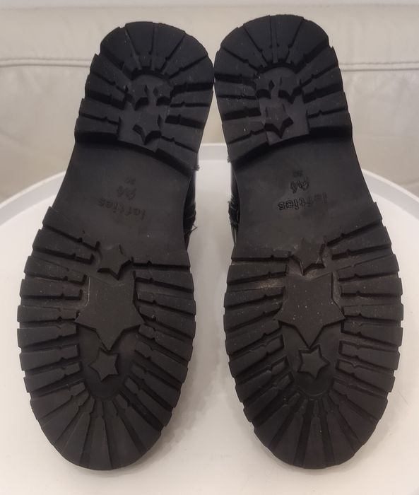 Buty glany lakierowane trapery rozmiar 35