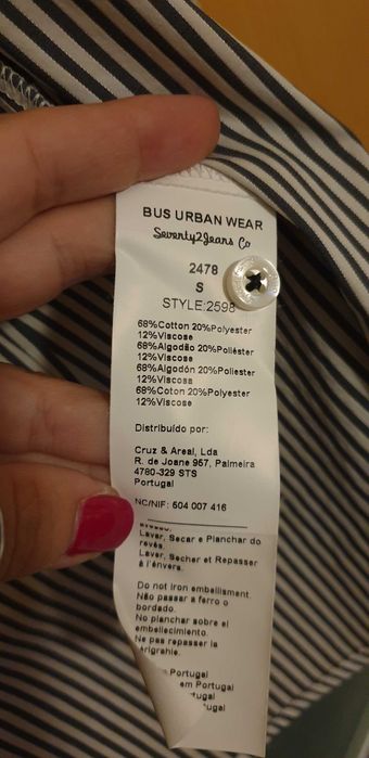 Camisa às ricas preto e branco
