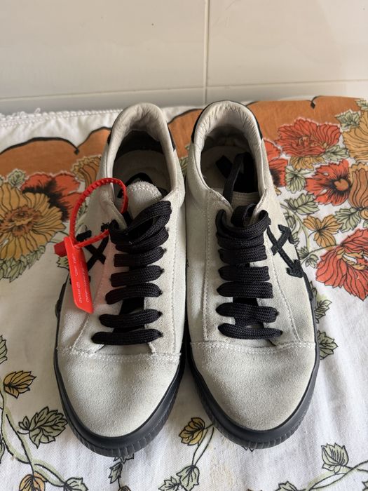 Off-White brancas