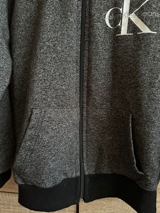 Bluza chłopięca w kolorze ciemnoszarym rozmiar 110-116