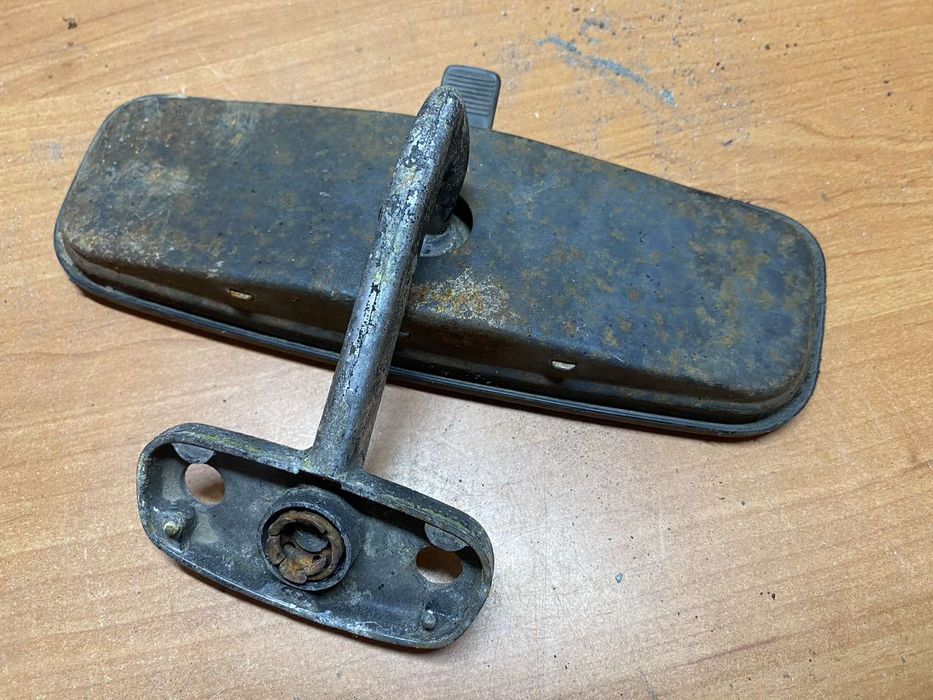 Зеркало заднего вида салонное ВАЗ жигуль класика 2104 2105 2106 2107