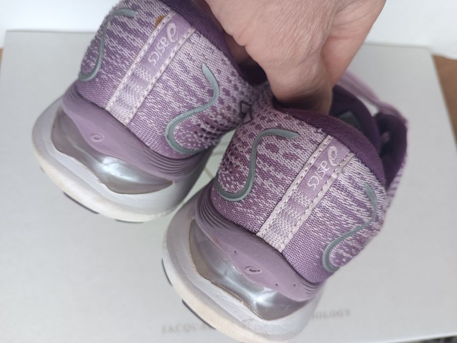 Кросівки Asics 41 розміру