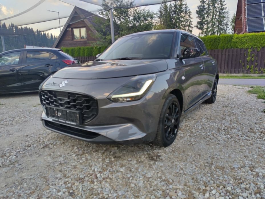 Suzuki Swift Hybrid Automat  Łopatki 1.2 Benz  12-2025 rok 2600 km