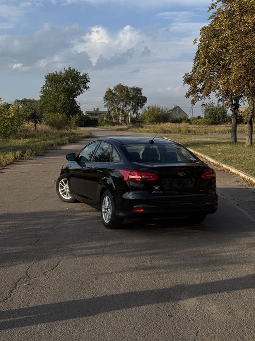 Ford Focus 2017год