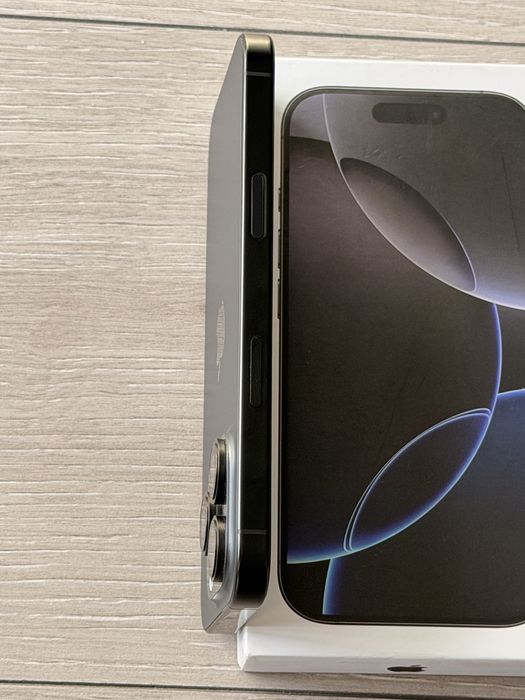 Iphone 16 Pro 256Gb Black