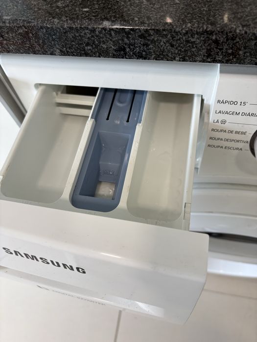 Máquina de Lavar Roupa - Samsung