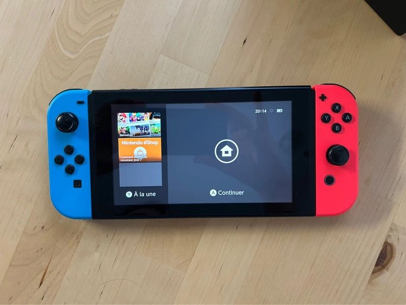 Nintendo Switch com 6 Jogos e Acessórios
