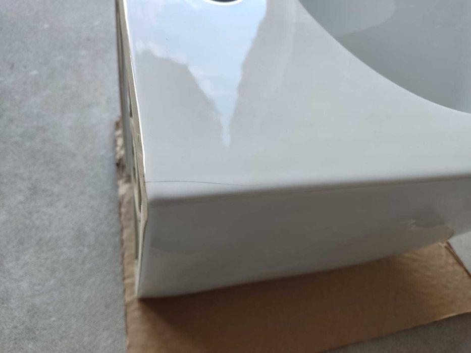 Bidet podwieszany