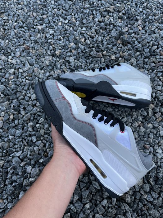 Оригінал Air Jordan 4 RM