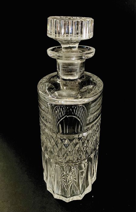 Garrafa de cristal lapidado