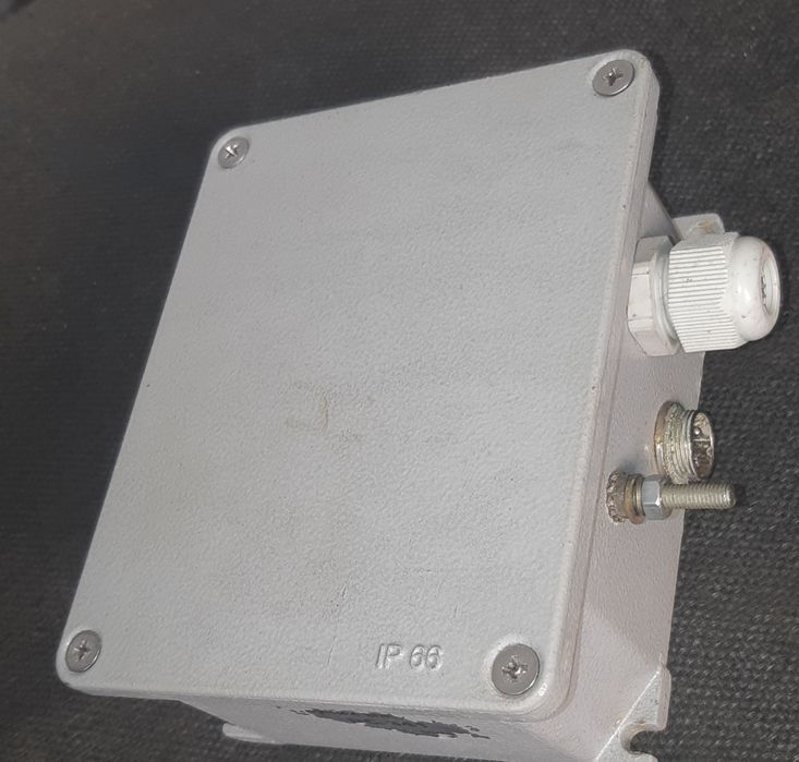 Продам сигнализатор уровня сыпучих материалов ВС-341