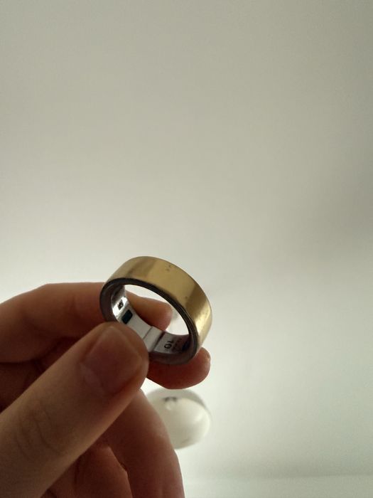 Oura ring 4 gold