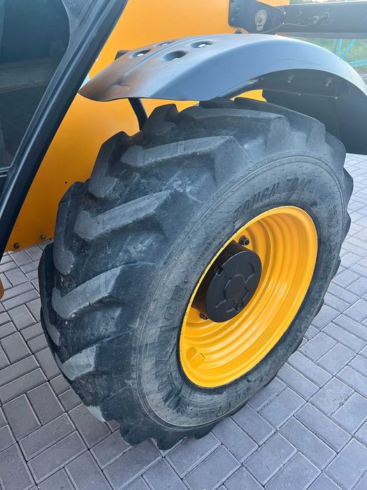 Продається телескопічний навантажувач JCB 535-95 2010 р.в