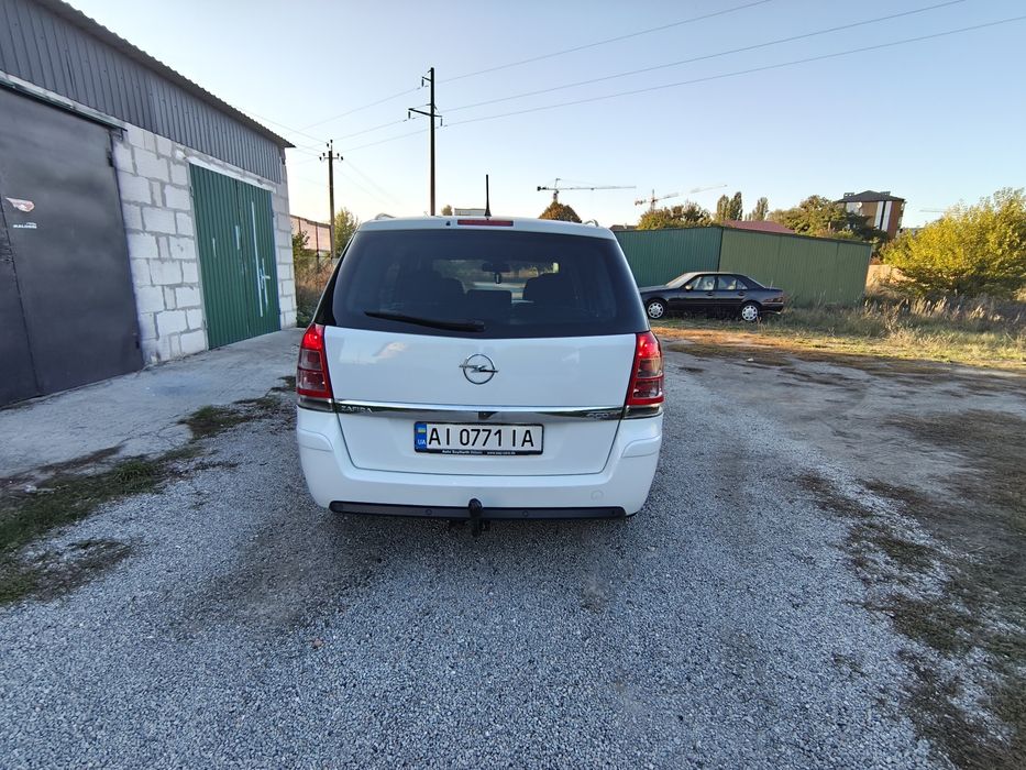 Opel Zafira 2012