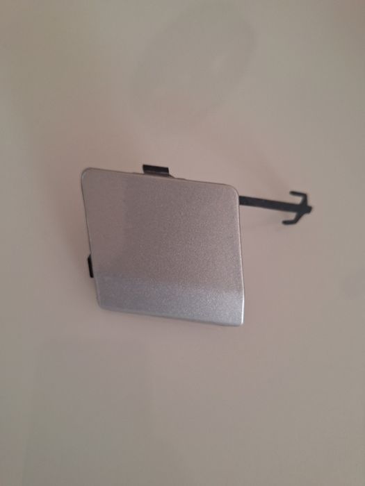 Zaslepka haka clio 4 polift przod