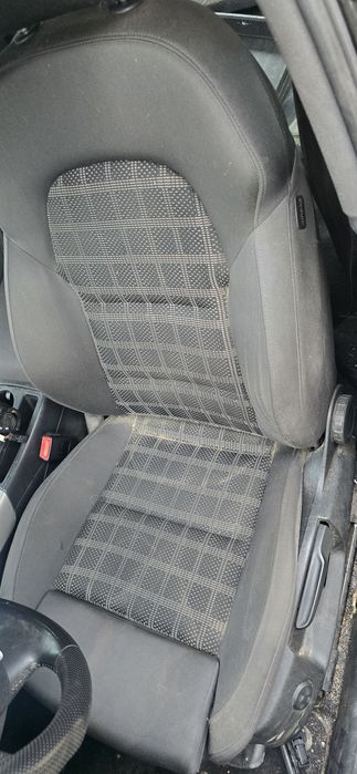 Fotele przednie Audi A4 B8 07-11 grzane szkocka krata Europa