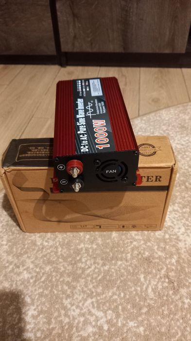 Інвертор 12 220в