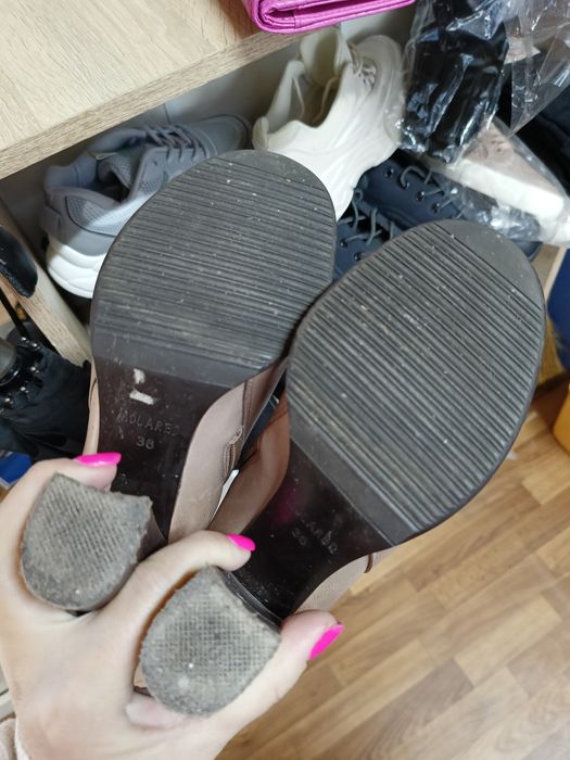 Продам осінні сапожки