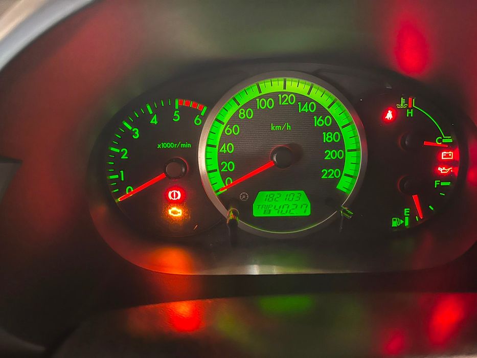 Mazda 5 2007 (7 Lugares) – 187.000 km – Venda Rápida (Excelente Estado)