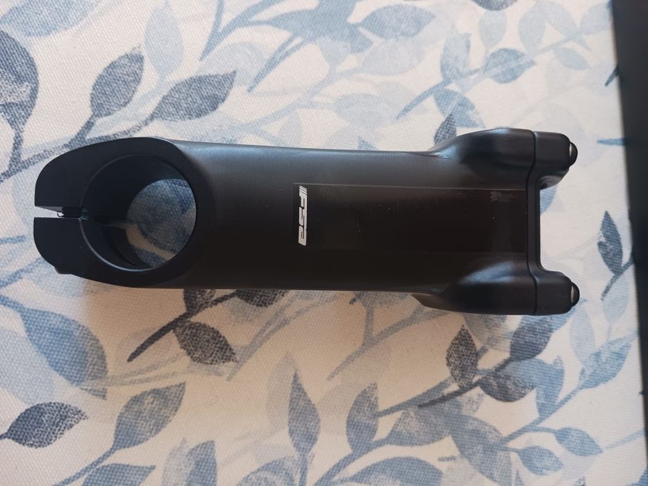 Avanço de Bicicleta marca  FSA, modelo SMR 100mm