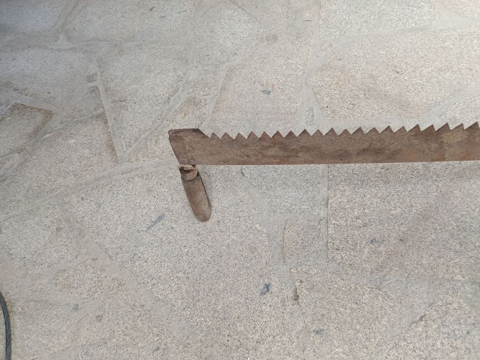 Serrão em chapa de aço muito antiga