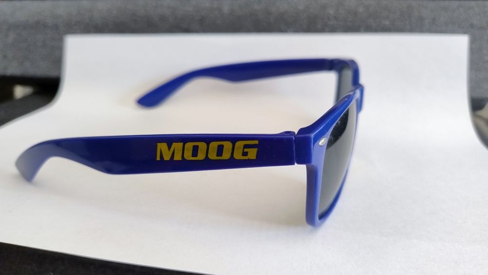 Óculos sol Moog.
