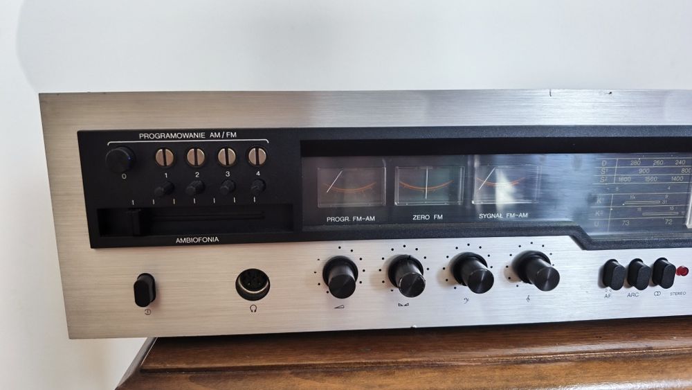 Unitra Merkury DSH-303A amplituner