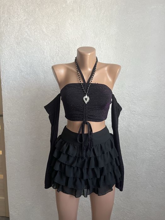 топік з спущеними рукавами