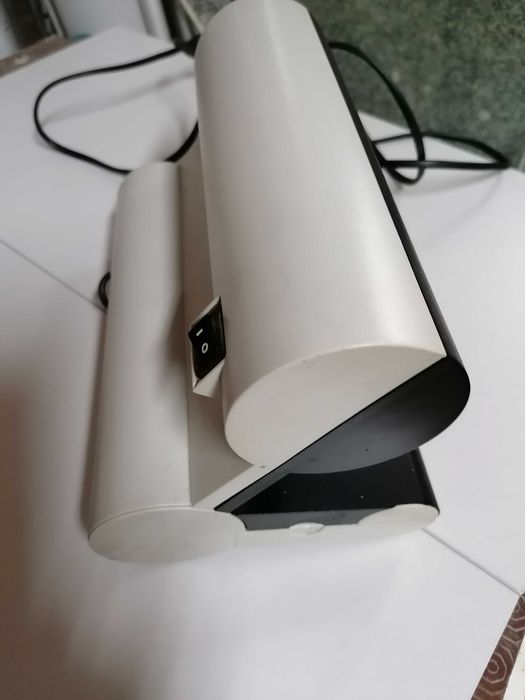 Máquina detetora de notas falsas