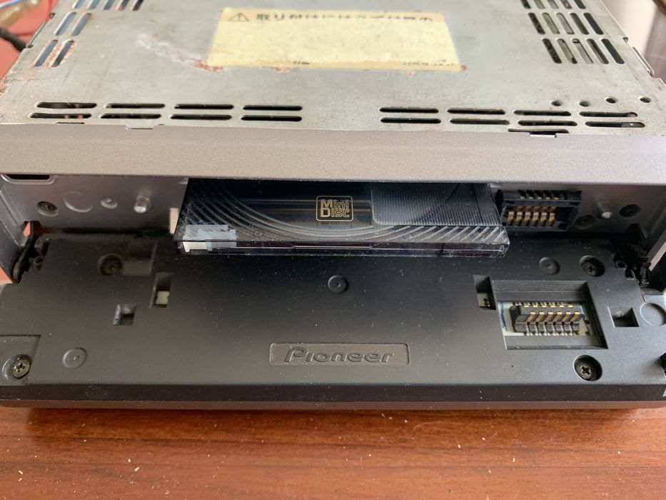 Radio samochodowe na MiniDisc Pioneer
