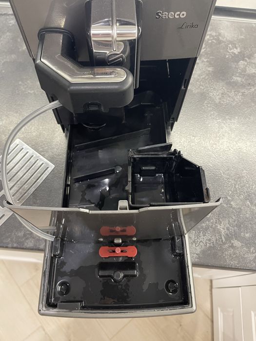 Кавомашина Saeco Lirika One Touch Cappuccino